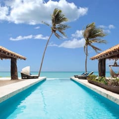 Luxury Ocean front Retreat perfect for groups and families